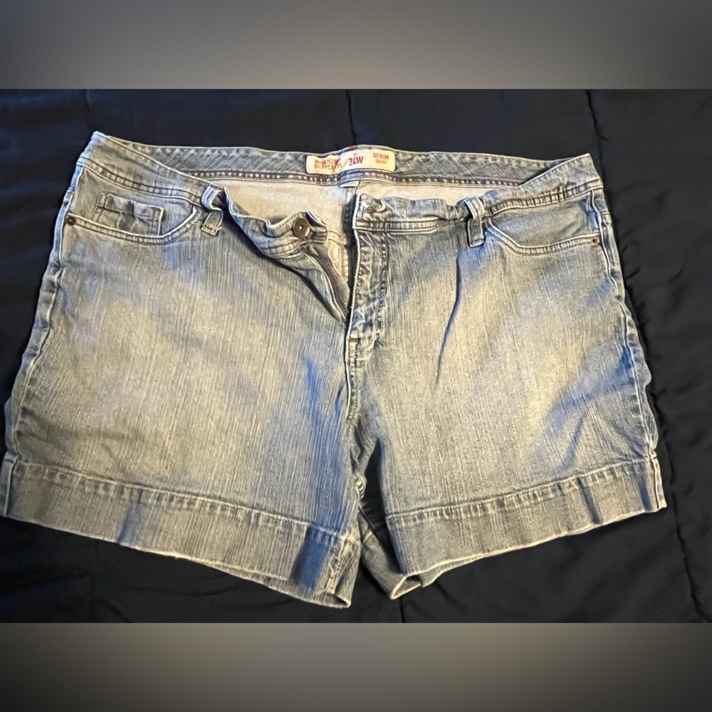 Mossimo supply co. Jean shorts